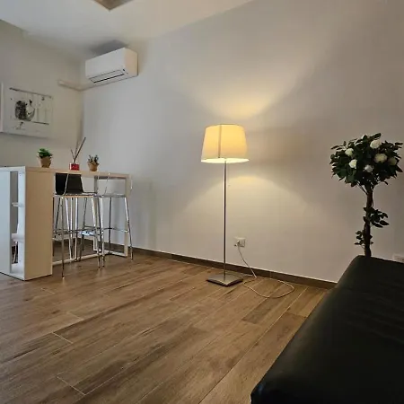 Casa Di Meg Appartamento A Milano Vicino Ai Navigli Exterior foto